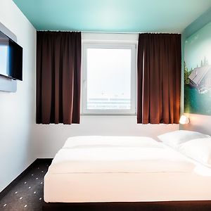 B&B Hotel Muenchen-Putzbrunn